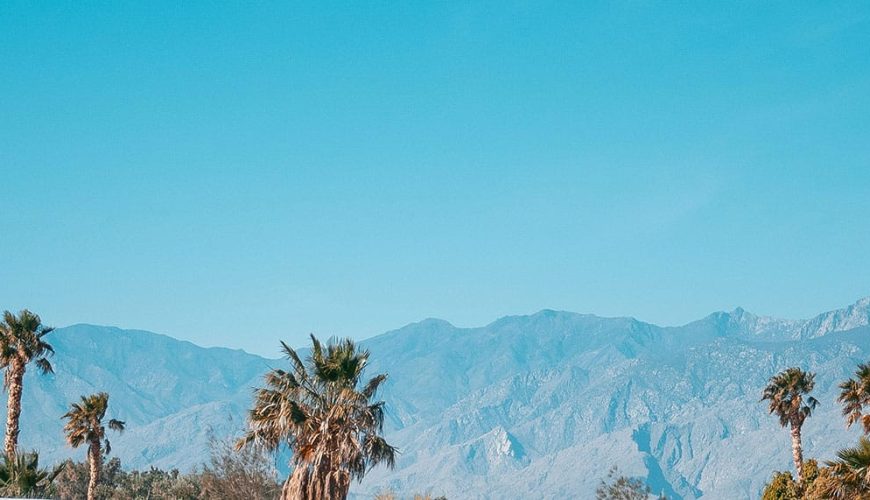 Journey to the heart of Kashmir with Paradise Pathways- your passport to an unforgettable Kashmir experience.